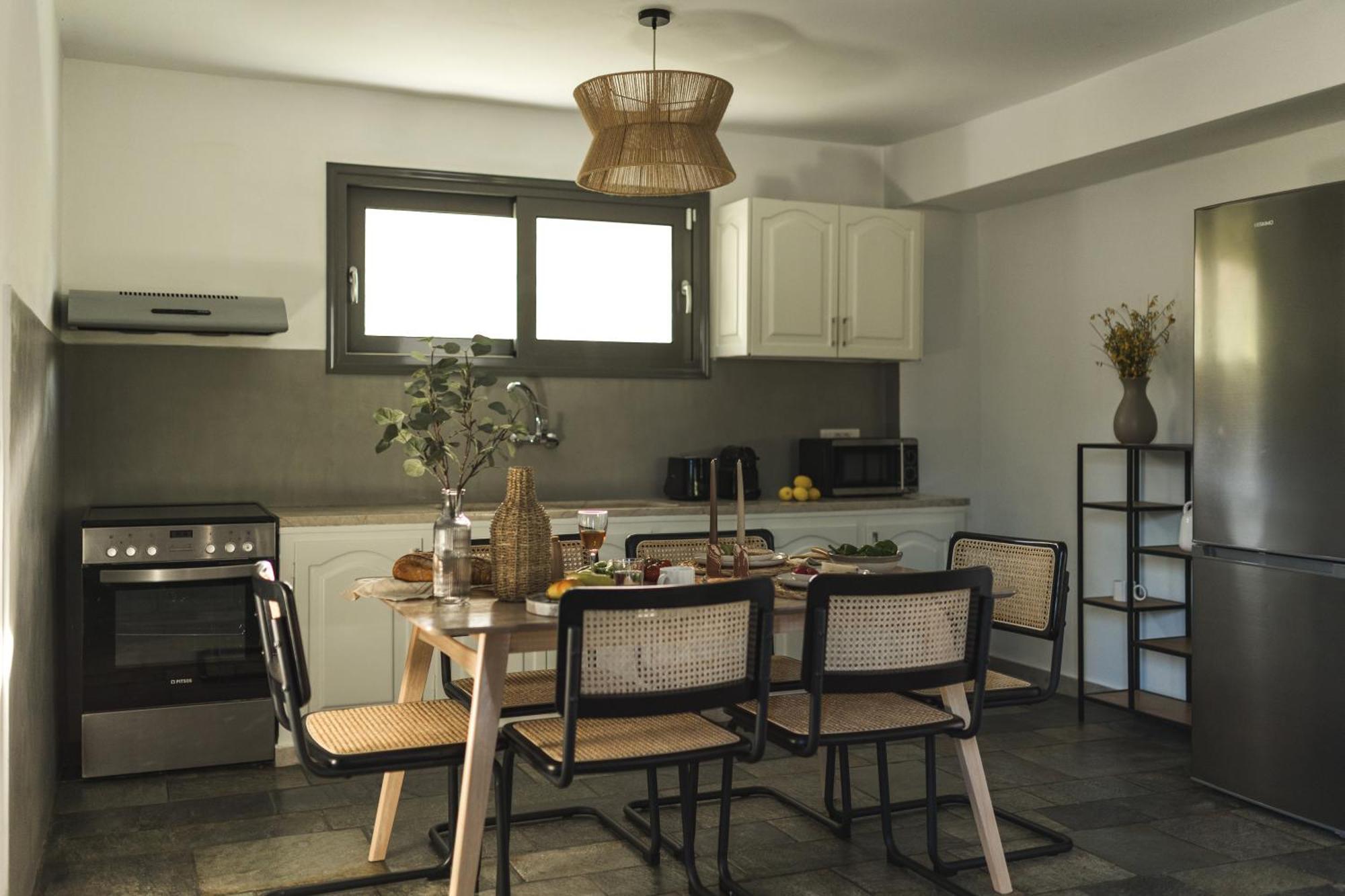 Binios Villa - Private Pool, Walking Distance From The Beach Vasilikí Exterior foto