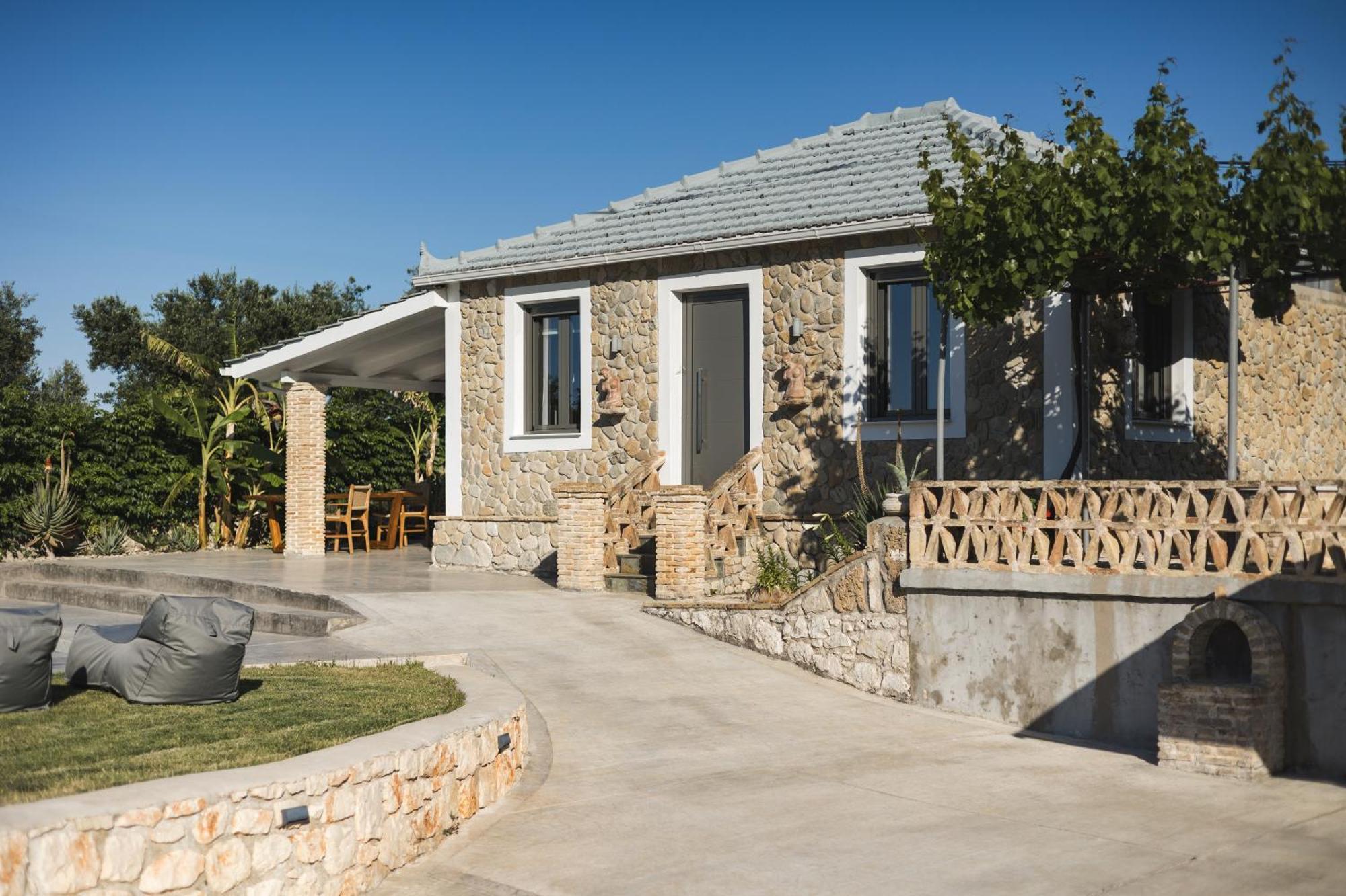 Binios Villa - Private Pool, Walking Distance From The Beach Vasilikí Exterior foto